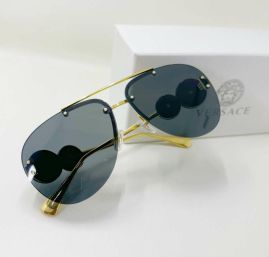 Picture of Versace Sunglasses _SKUfw52150382fw